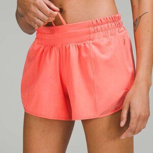 NWOT Lululemon Hotty Hot Low Rise Short 4"
